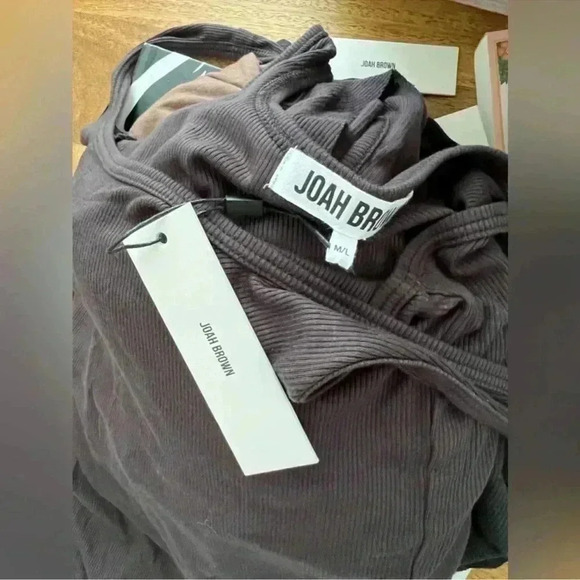 NWT Joah Brown tank M/L - Picture 2 of 2